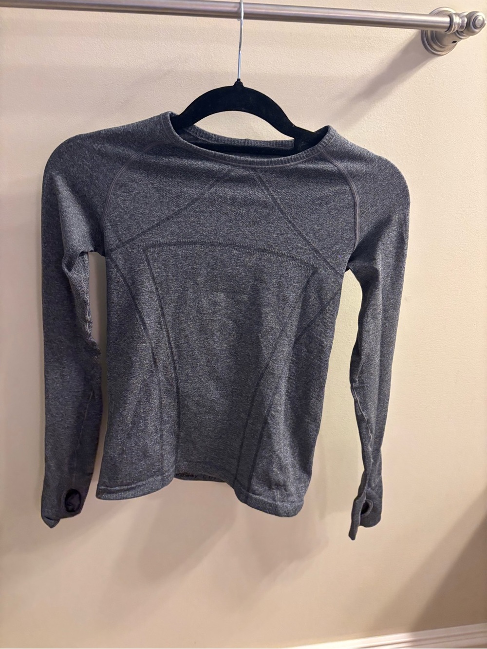 Ivivva long sleeve